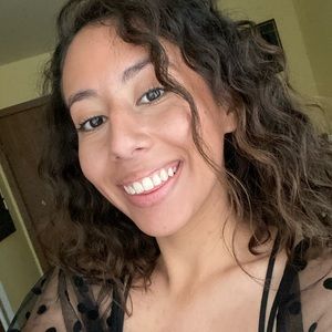 Meet your Posher, Lidia